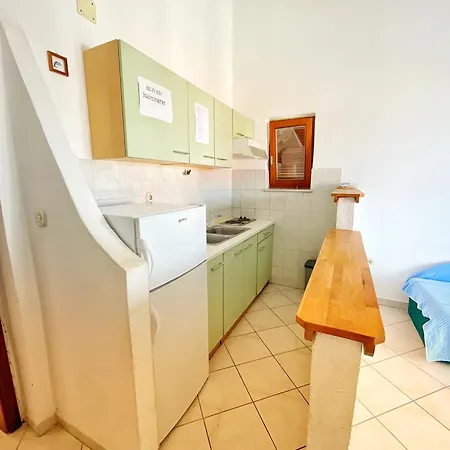 Zlato 70m From Beach! Appartement *